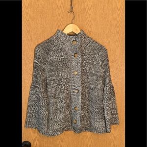 Cute Tiara sweater size XL